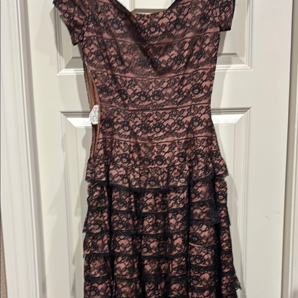 Vintage 1950’s era Elegant Black Lace Dress - Picture 10 of 10